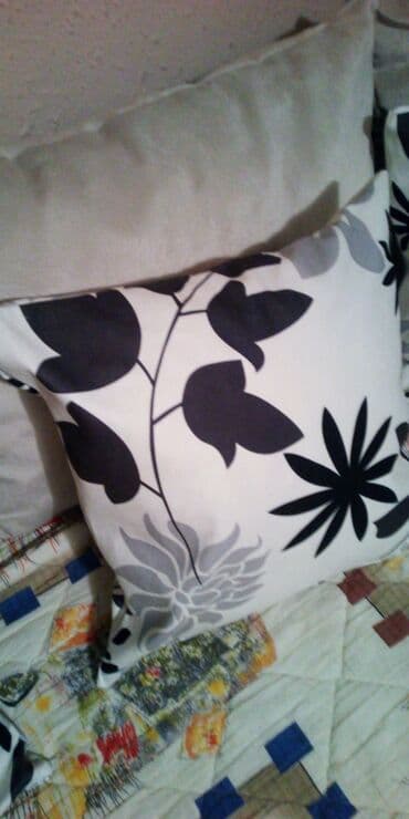new tekstil beograd: Throw pillow — 1
