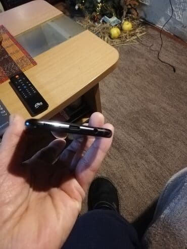 Samsung A10e, 128 GB, bоја - Crna