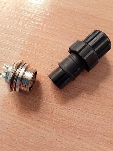 stari uredjaji: GX16-3 3Pin avionski plastični konektor M16 Ovaj konektor je namenjen — 2