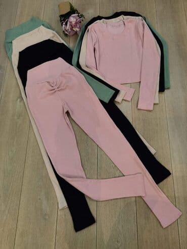 prodaja zenskih kompleta: Komplet: 2200 dinara — 6