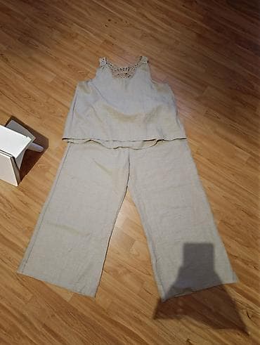 Women's Sweatsuits: Dvoslojni letnji komplet od lagane tkanine u bež/svetlosivoj nijansi — 1