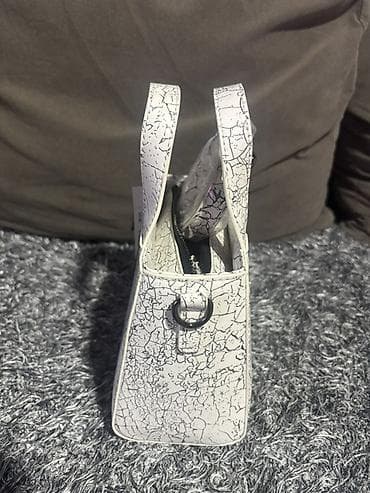 mona mala torba: ELLESSE mini torbica – “cracked” print - Model: mini tote/krosover — 5