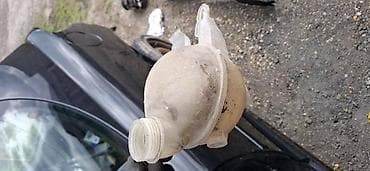 BOCA ZA RASHLADNU TECNOST ZA PEUGEOT 207 | boca za rashladnu tecnost na lalafo.rs BOCA ZA RASHLADNU TECNOST ZA PEUGEOT 207 | boca za rashladnu tecnost