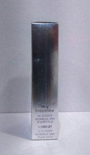 Lične stvari: GIVENCHY VERY IRRESISTIBLE EDT 50ML+EDT15ML | Givenchy Very — 6