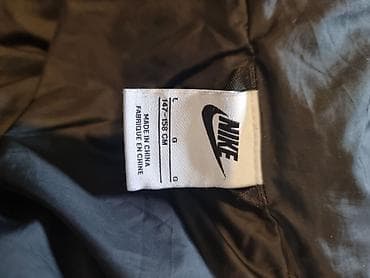 sorcevi pull and bear: Nike dečija zimska jakna sa kapuljačom - Veličina: L (147–158 cm) — 2