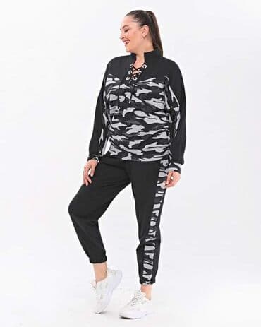 muske trenerke 4xl: Crna i teget
2xl - 4xl
4200 — 5