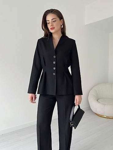 john richardo beograd: 💫Ženski elegantni komplet – sako i pantalone
✅3200 din — 2