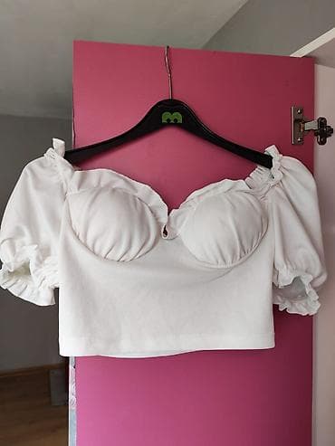 farke e: Set ženskih topova i kardigan - Top 1: bež crop top sa dugim rukavima — 2