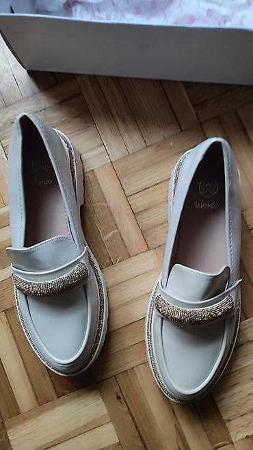 obuca ruma: Ženske mokasine – bež lak koža, chunky đon - Boja: bež/ekri sa — 6