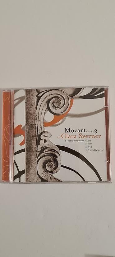 Donji delovi trenerke: ★ Na prodaju kolekcija od komplet 5 kompakt diskova "Mozart por Clara — 7