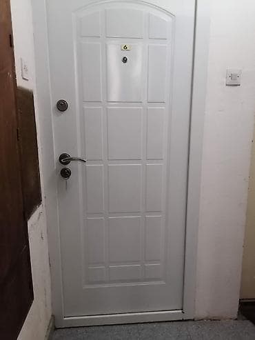 Tražim sobu za izdavanje: IZDAVANJE: Garsonjera sa DVORIŠTEM i PARKINGOM – Kanarevo Brdo ​Izdaje — 1