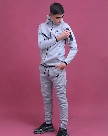 Trenerka Nike, bоја - Siva na lalafo.rs Trenerka Nike, bоја - Siva