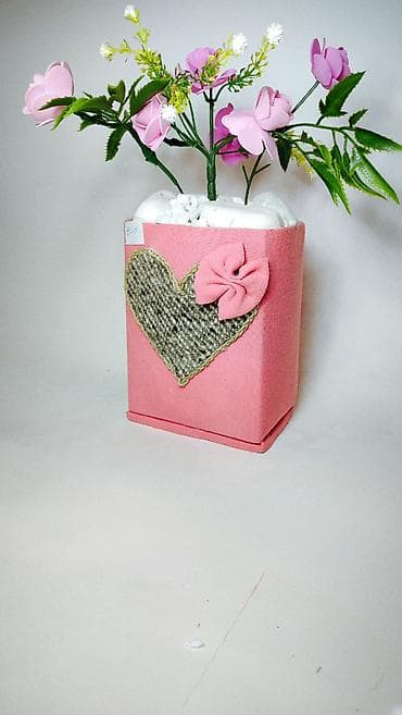 Prehrambeni proizvodi: Dekorativna aranžerska saksija sa veštačkim cvećem - Kvadratna — 5