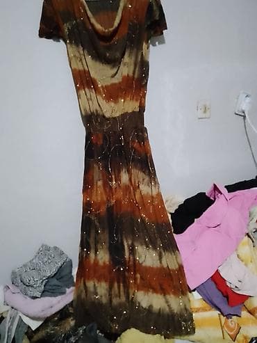 bershka odeca: Haljina – veličina XL - Duga, lepršava haljina s kratkim rukavima - — 5