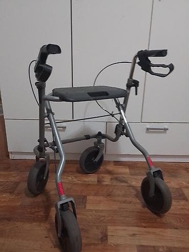 Pojasevi za korekciju držanja: Guralica-Rolator za starije i slabije pokretne  osobe je potpuno — 4