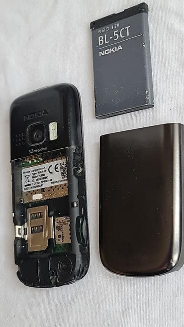 kraljevo mobilni telefoni: Nokia 6730 classic (RM-443) - Klasični mobilni telefon sa fizičkom — 3