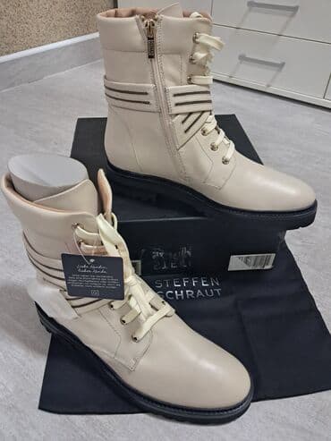 Sweatpants: Ankle boots, 38 — 2