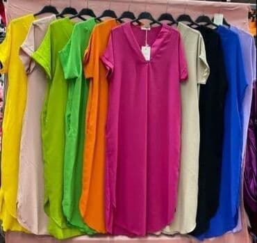 new yorker novogodisnje haljine: Haljina
Do 2xl
2200 din — 1