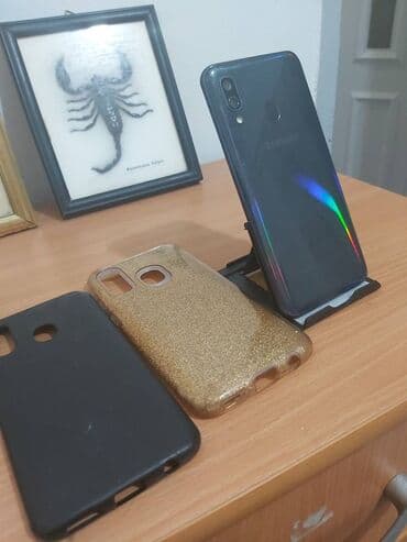 samsung usisivaci: Samsung Galaxy A40, 64 GB, bоја - Crna, Otisak prsta, Dual SIM, Face ID — 1