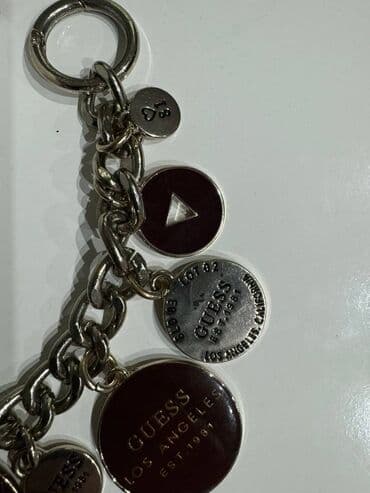 Venčanice i aksesoari: Guess — 6