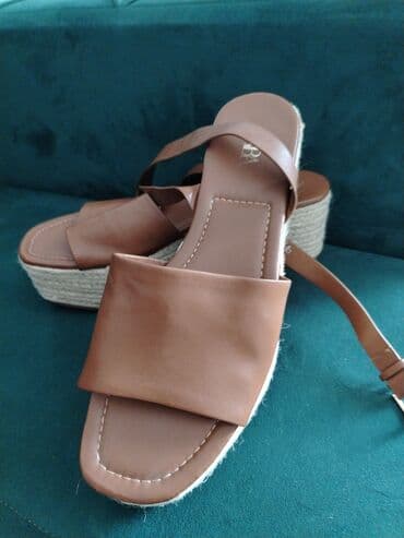 Ugg obuća: Sandale, Zara, 39 — 2