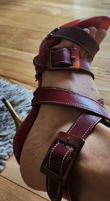 aplikator za sociva: Sandale, Bata, 38 — 5