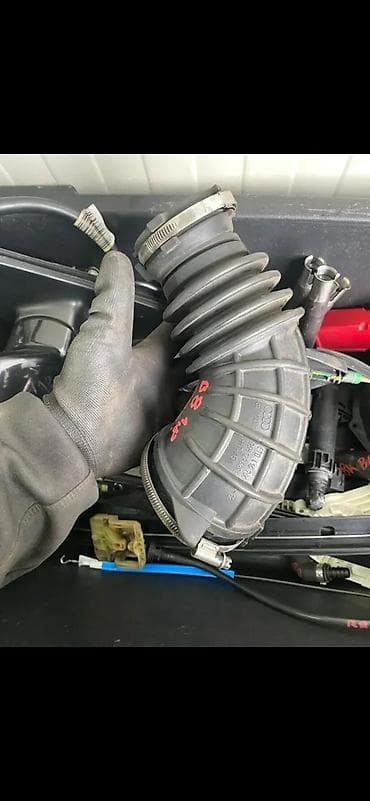 akumulator za tiguana: AUDI A4 A5 B8 5 CREVO VAZDUHA 06H129629E | Audi a1 a3 a4 a5 a6 a7 a8 — 3