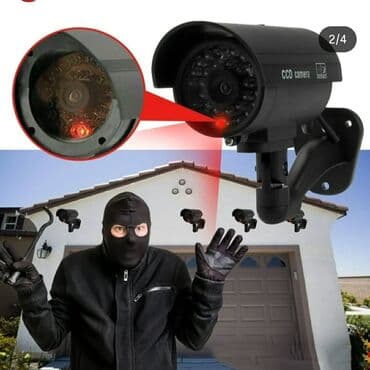 balenciaga triple s: Lažna Kamera Radi na baterije Samo 3 komada na stanju Cena samo 400 — 1