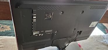 box: GRUNDIG i SAMSUNG LCD televizori – 32 inča - Dijagonala: 32" (80 cm) — 3
