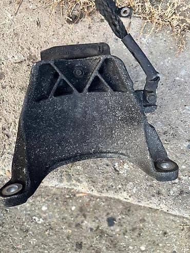 NOSAC MENJACA F10,11 ZA BMW SERIJA 5 | Na stanju novi i polovni