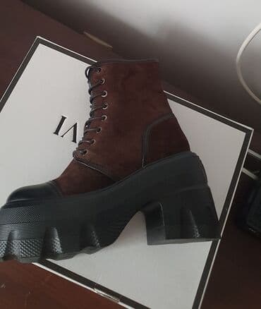 mona svecane haljine: Gležnjače, Seastar, 38 — 5