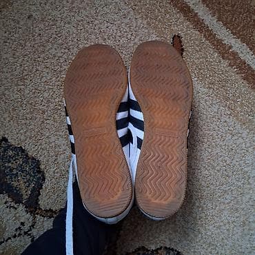 dobre patike: Adidas tenisice – klasični model sa tri pruge - Brend: adidas — 4