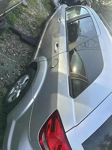 auto otpad opel stara pazova: FIAT FREEMONT KOMPLETAN AUTO U DELOVIMA | Fiat freemont kompletan — 1