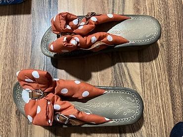 Savrsenstvo od papuca,broj 39,duzina gazista 25 cm,sa naprstkom na lalafo.rs Savrsenstvo od papuca,broj 39,duzina gazista 25 cm,sa naprstkom