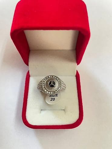 longines satovi cena: Muški prstenovi – masivni modeli sa detaljnom gravurom i kamenjem - — 6