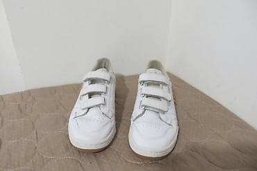 patike new balance 9060: ADIDAS br 42 patike bez mana bilo kakve greske, kako vani tako — 2