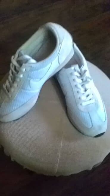 klompe na platformu: Nike, 39, color - White — 3