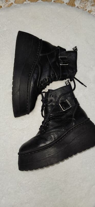 Gležnjače: Gležnjače, Steve Madden, 37 — 8