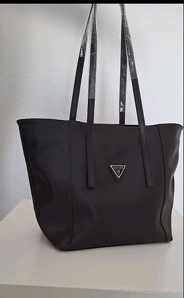 Ceger, Guess, Materijal: Veštačka koža