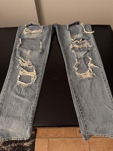 Kućna odeća: Farmerke 
Novo
Odgovara S velicini — 2