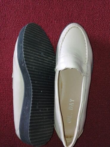 prada cipele cena: Loafers, 38 — 1