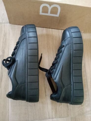 nike air max command black: Bershka, 40, color - Black — 7