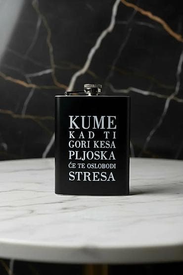 supijera metalac: Metalna pljoska za piće sa duhovitim natpisima. - Materijal — 3