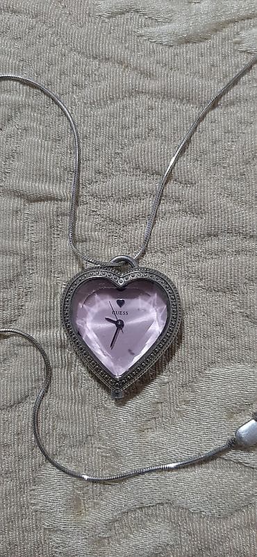 kais za g shock: GUESS privezak sat sa srebrnim lancima težine 4,35grbez manasat — 9