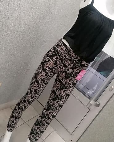 M, bоја - Šareno, Cvetni na lalafo.rs M, bоја - Šareno, Cvetni