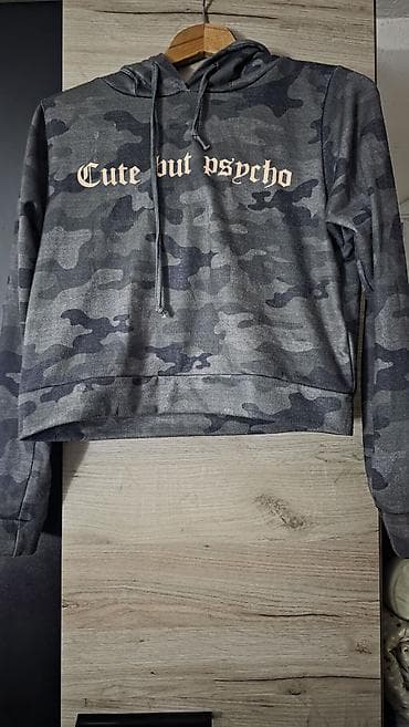 helanke likra: Ženska cropped dukserica s kapuljačom – kamuflažni dezen - — 1