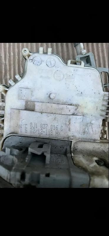 ogledalo rs: AUDI A6 A7 BRAVA VRATA PREDNJA LEVA I DESNA 8J1837016C | audi vagen — 3