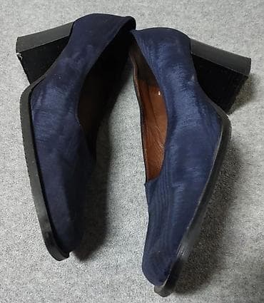 haljine od americkog satena: Elegantne ženske cipele na štiklu – St. James - Model: klasične — 4