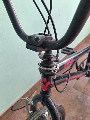bicikla sa korpom za decu: BMX bicikl – Thunderfox ATOM, crni - Čelični ram sa niskim gornjim — 4