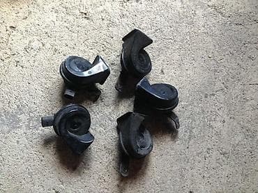 nalepnice za branike: SIRENA ZA VOLKSWAGEN BORA, GOLF 4, PASSAT B5 . | Fabricke sirene — 1